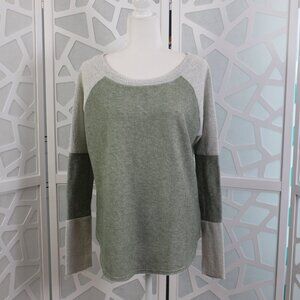 Earthbound Women's Green Contrast Sweater Comfy High Low